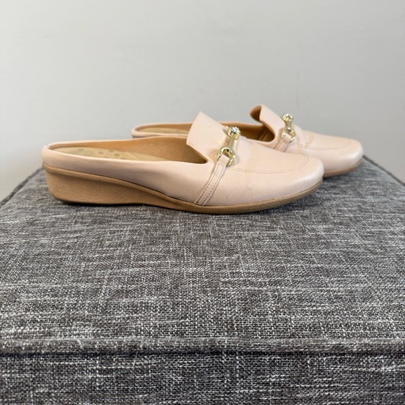 Malu Light Pink Slip-On Mules, Size 7. - Picture 1 of 7